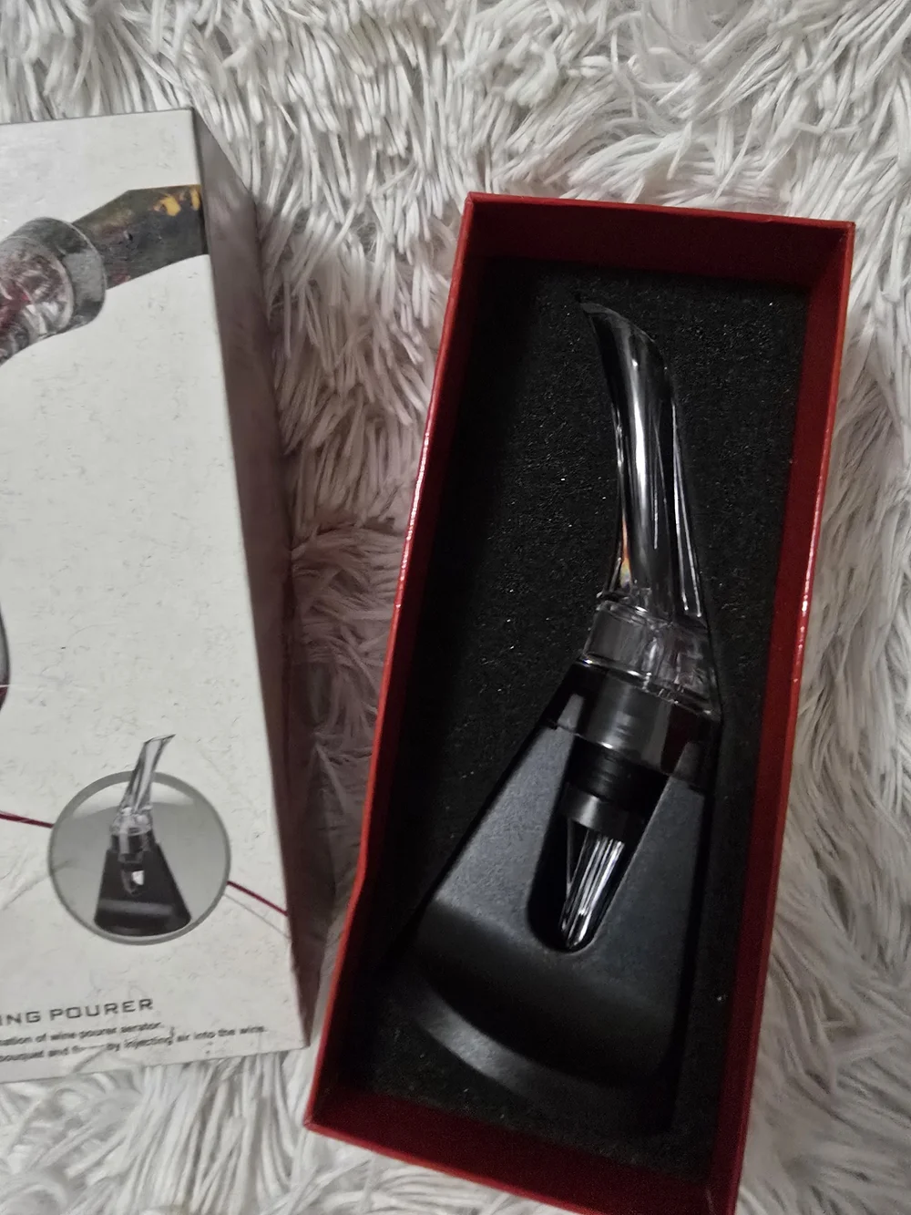 Wine Aerating Pourer - Clear and Black